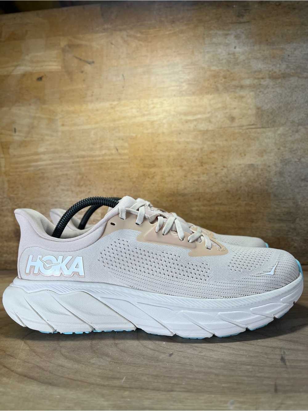 Hoka One One Arahi 7 Womens Size 11 Running Shoes Sneakers Vanilla Cream